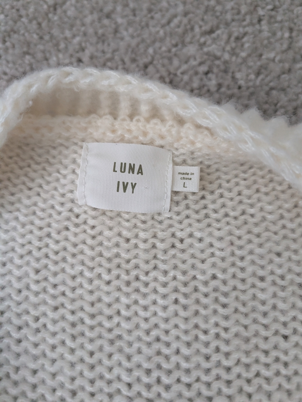 BUNDLE ONLY! Luna Ivy 3D Knit Off White Pink Strawberry Cardigan Sweater Large - Picture 6 of 9